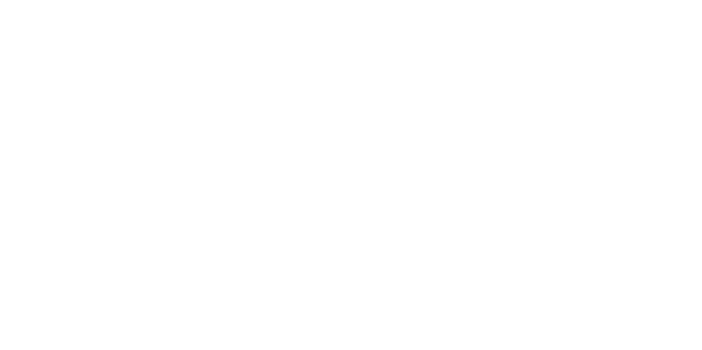 Wit logo met het woord PLUQ in een modern, gestileerd lettertype—perfect voor elektrische auto's. Rechts staat gebogen tekst: OPLADEN IS EEN SERVICE, in hoofdletters. De achtergrond is transparant.